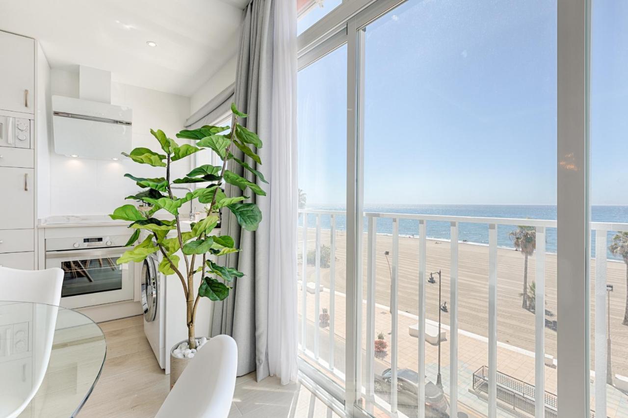 Hanami Avenida De Espana Sea Front Estepona Ngoại thất bức ảnh