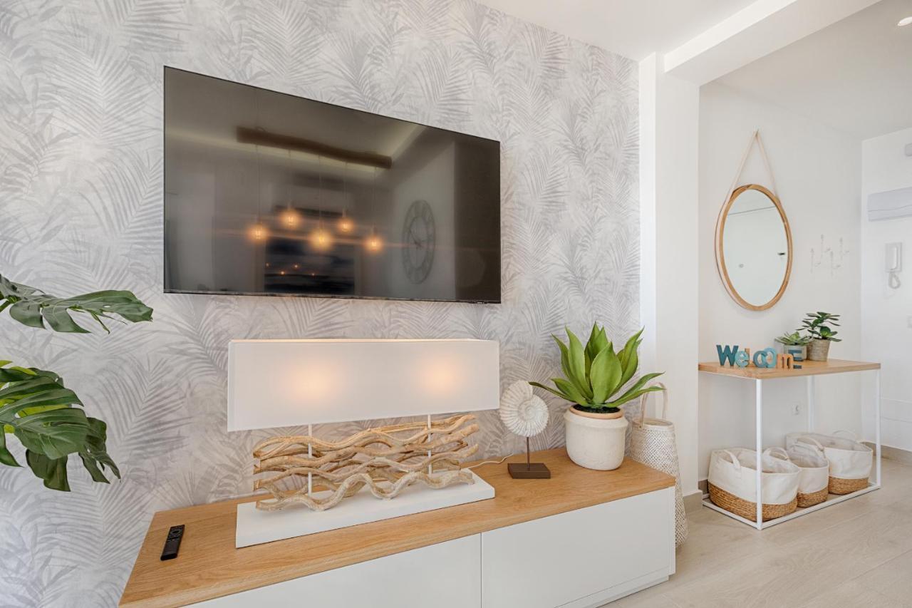 Hanami Avenida De Espana Sea Front Estepona Ngoại thất bức ảnh